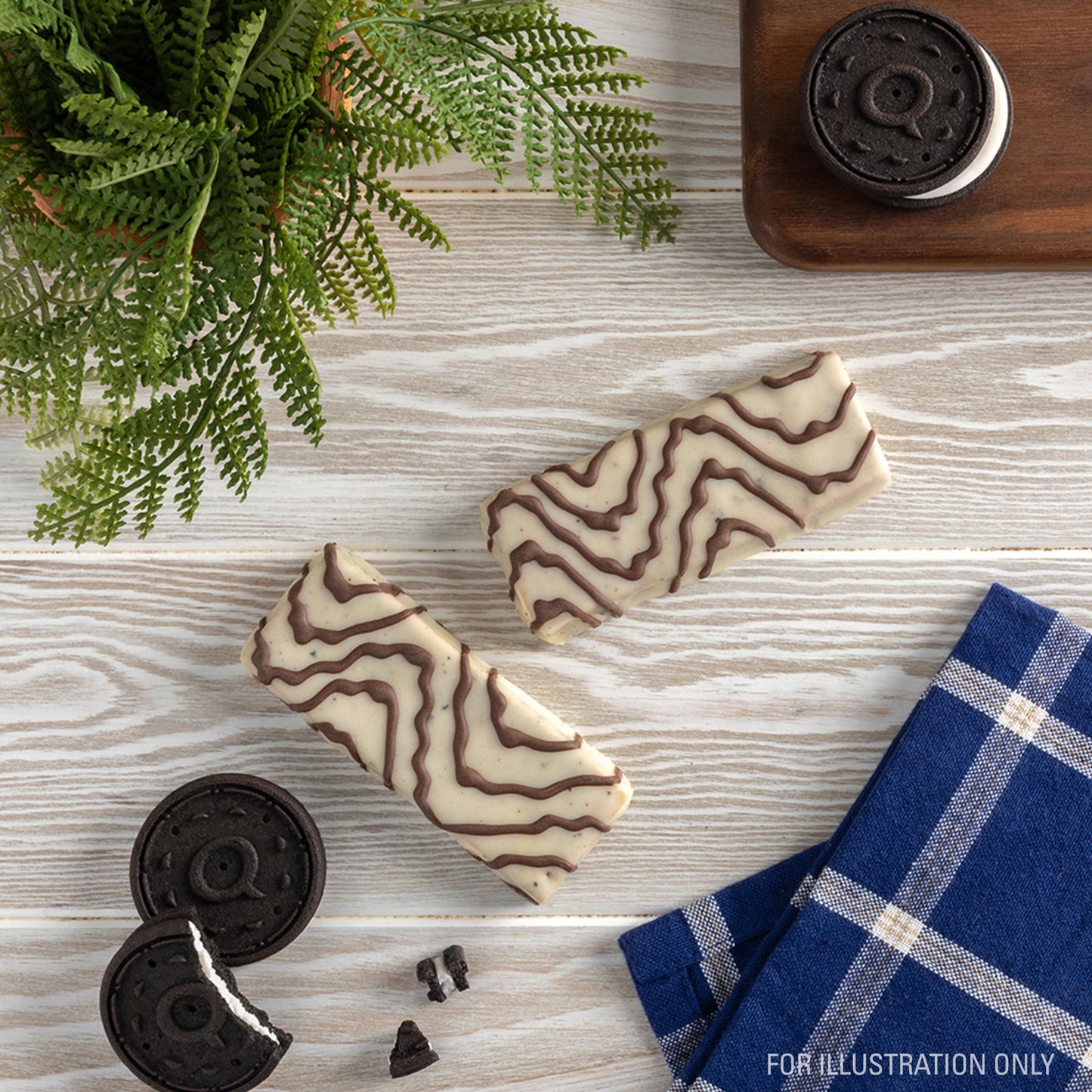 dipped-cookies-and-cream-protein-bars-f4 15807_QN_USA_ProteinBar_CAC_InterimAssetUpdate_Digital-Dipped-ProductCarouselSet_Tabletop2.jpg